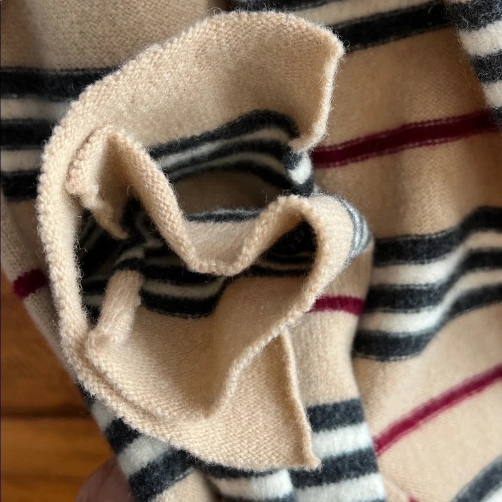 🐑Lambswool Nova Stripe Beige/Black/Maroon Rolled Edges Scarf | Burberry London